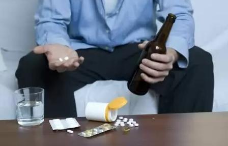 Аспирин и алкоголь: польза и вред, противопокзания, совместимость