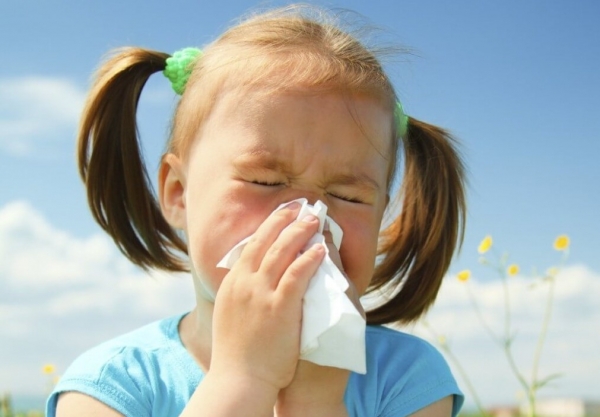 Чем лечить кашель ребенка от соплей по задней стенке горла