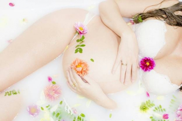 Можно ли беременным лежать в ванной