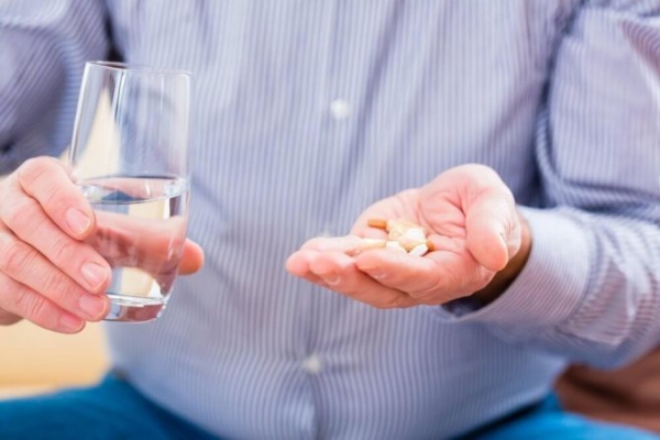 Совместимость индапамида и спиртных напитков: мнение врачей и отзывы сочетавших