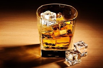Витапрост и алкоголь: совместимость, можно ли принимать таблетки и свечи со спиртными напитками