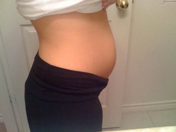 Живот в 14 недель беременности